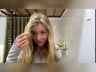 Xlovecam Live Porn of LennaTjandra