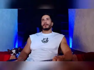 Xlovecam Nude Webcam of ZaneMaverick