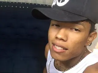 Xlovecam Free Live Porn of JuanmHata