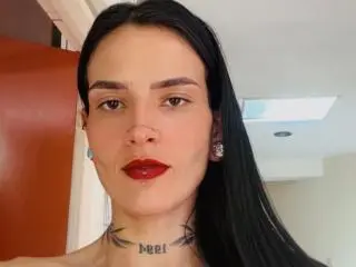 Xlovecam Live Sex of EmmaHerby