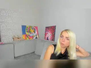 Xlovecam Live Sex Cam of BagiraNoa