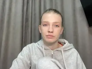 Xlovecam Private Sex Chat of Ginnia