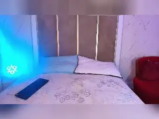 Xlovecam Watch Live Sex Cams of OpalDesire