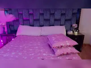 Xlovecam Free Live Porn of ScarlletZhen