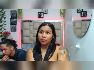 Xlovecam Best Webcam of MollyXDamiam