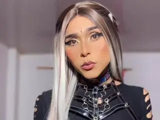 Xlovecam Free Porn Cam of Zasha69