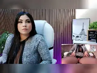 Xlovecam Live Porn of EllieeSmith