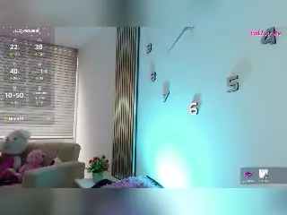 Xlovecam Sex Cam of SophieDragun